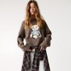 p6-2.jpg Bear sweater